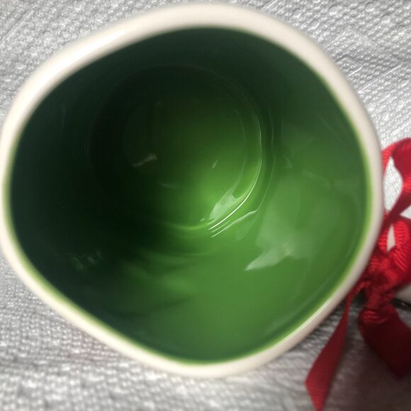 NWT Rae Dunn Peanuts Snoopy Christmas Mug "The More The Merrier" - Picture 4 of 6